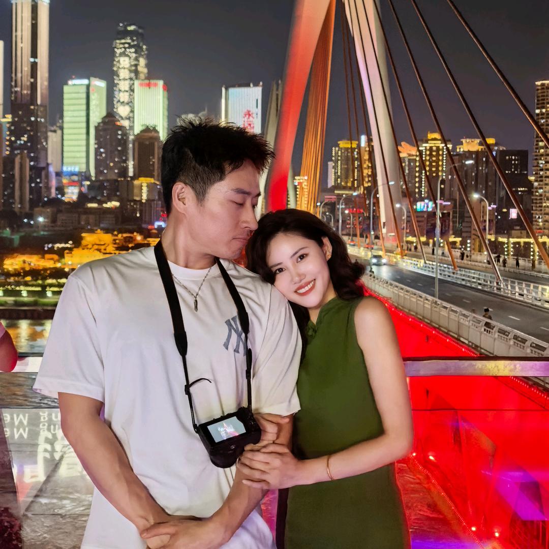 曾小气和蒲大方