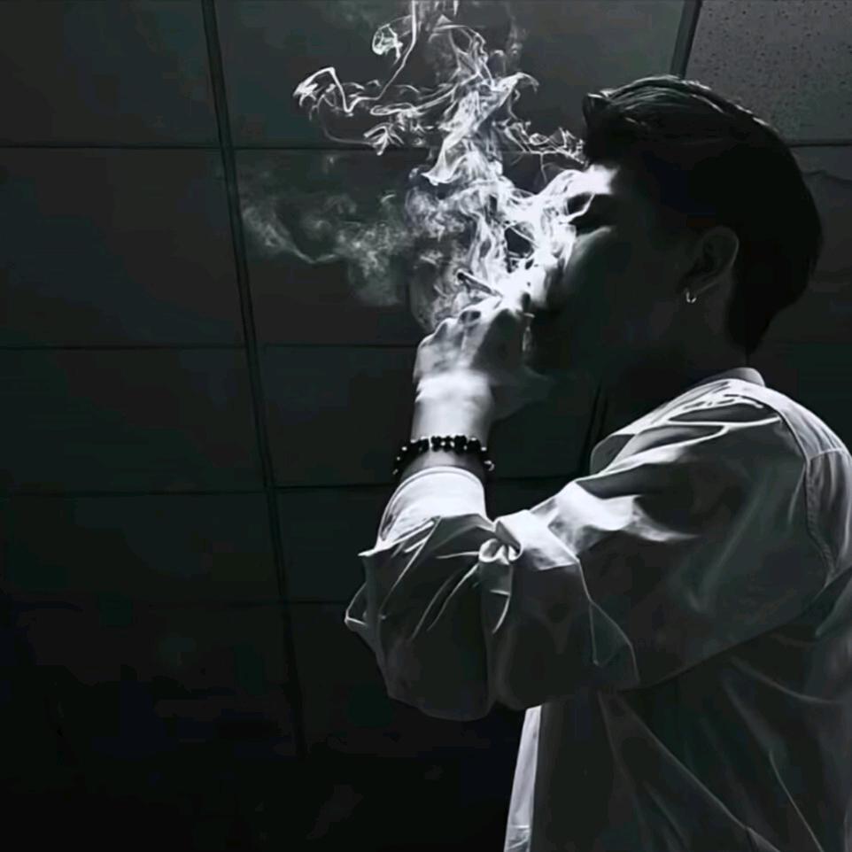 懂我不言头像