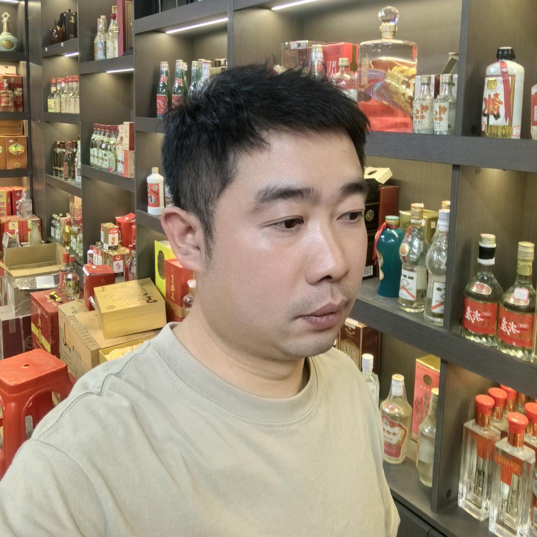 宝辉酒业☞波波