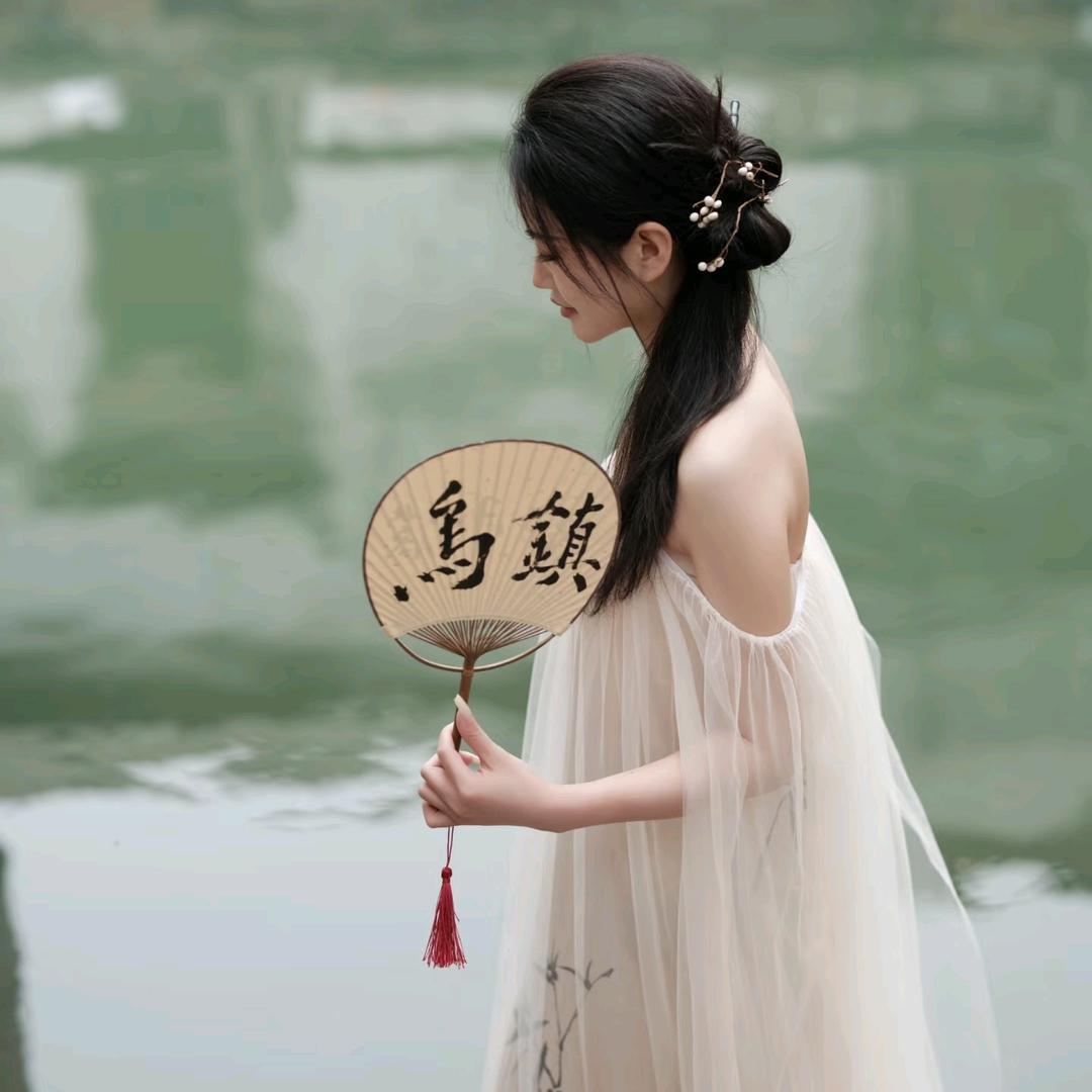 诚诚爱旅游