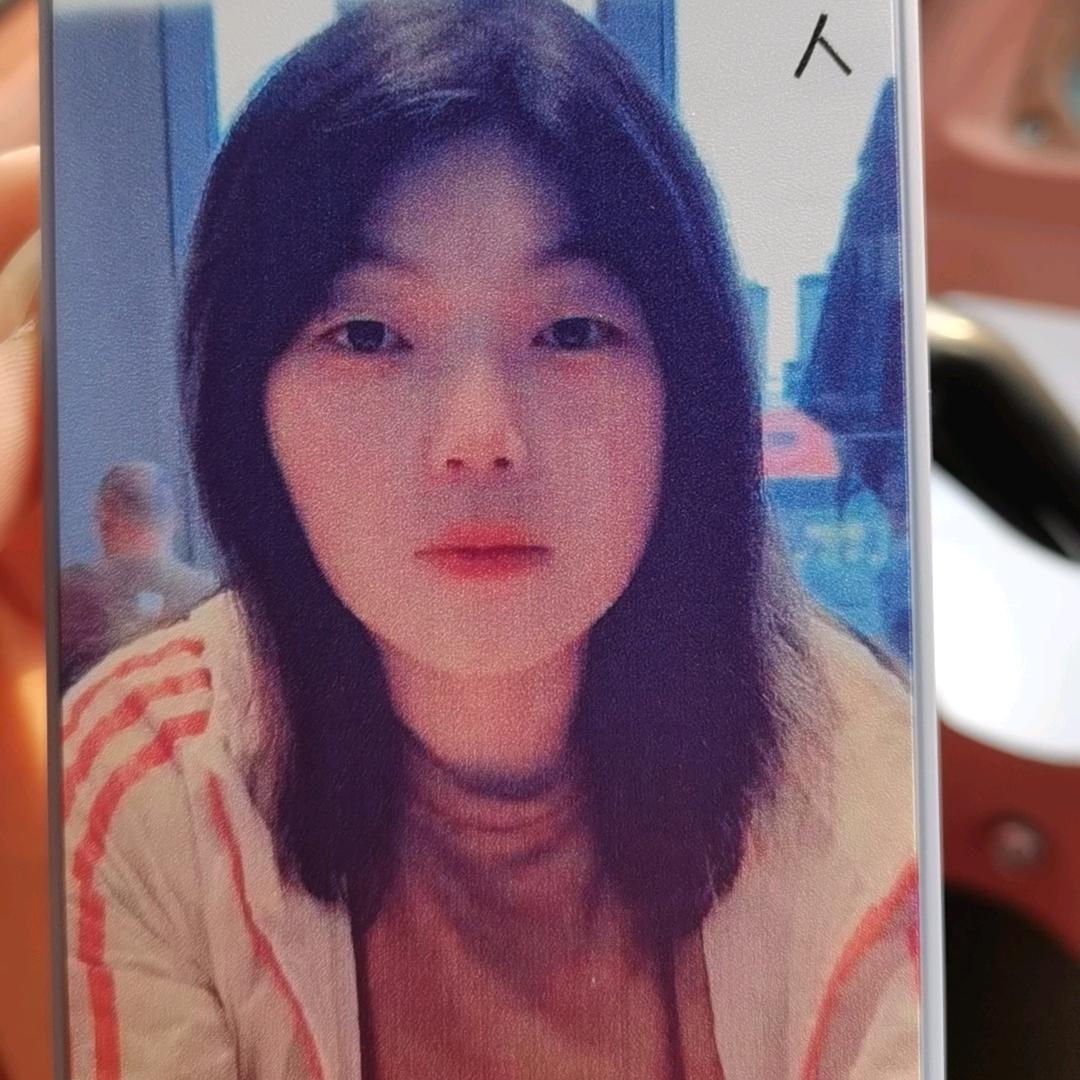 洪玲
