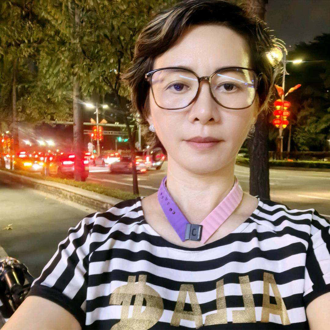 全球电商智能穿戴全息芯片环