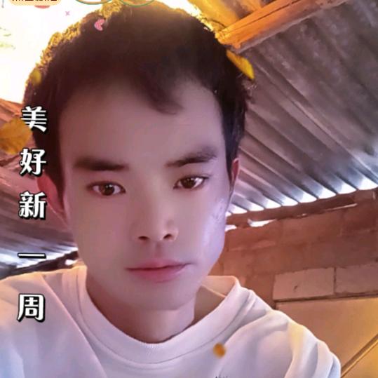 人心换人心，换不来一点真心。