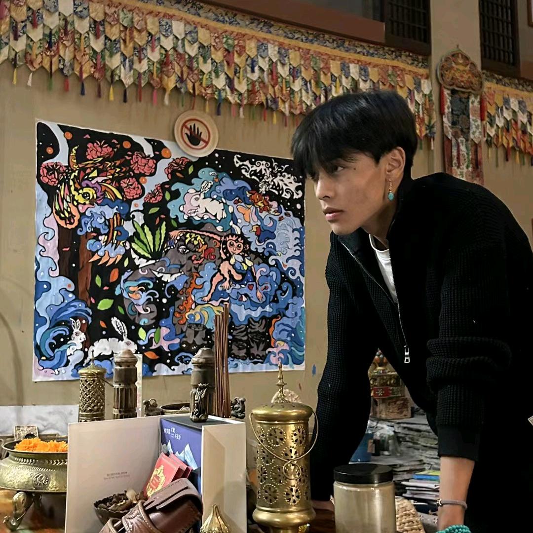 松野千冬.