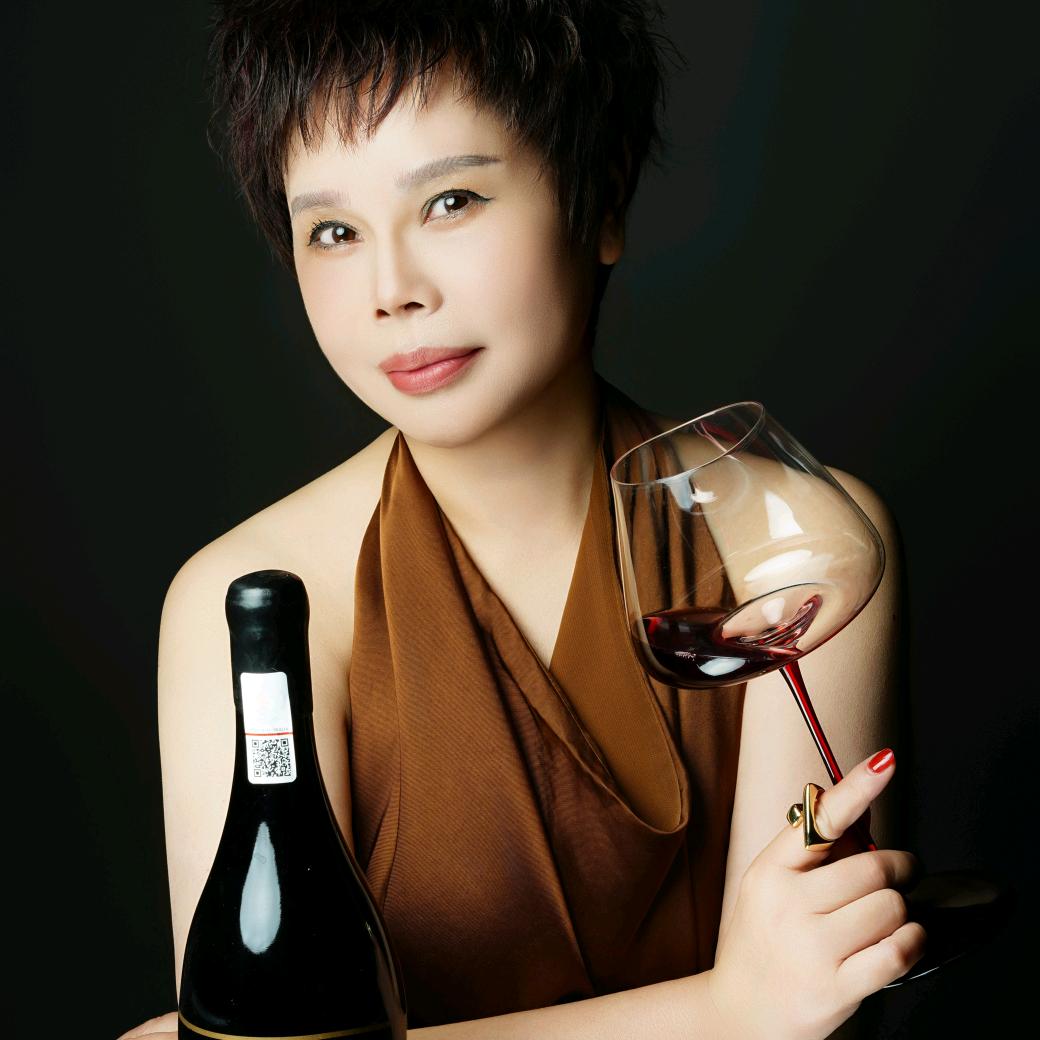 成都雍漢酒庄秦姐