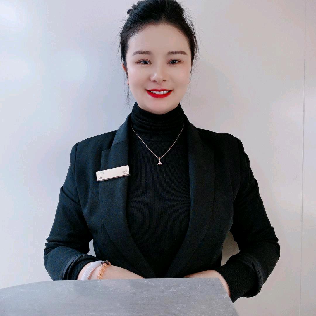 滁州宝庆银楼—楼苏宁广场店小石