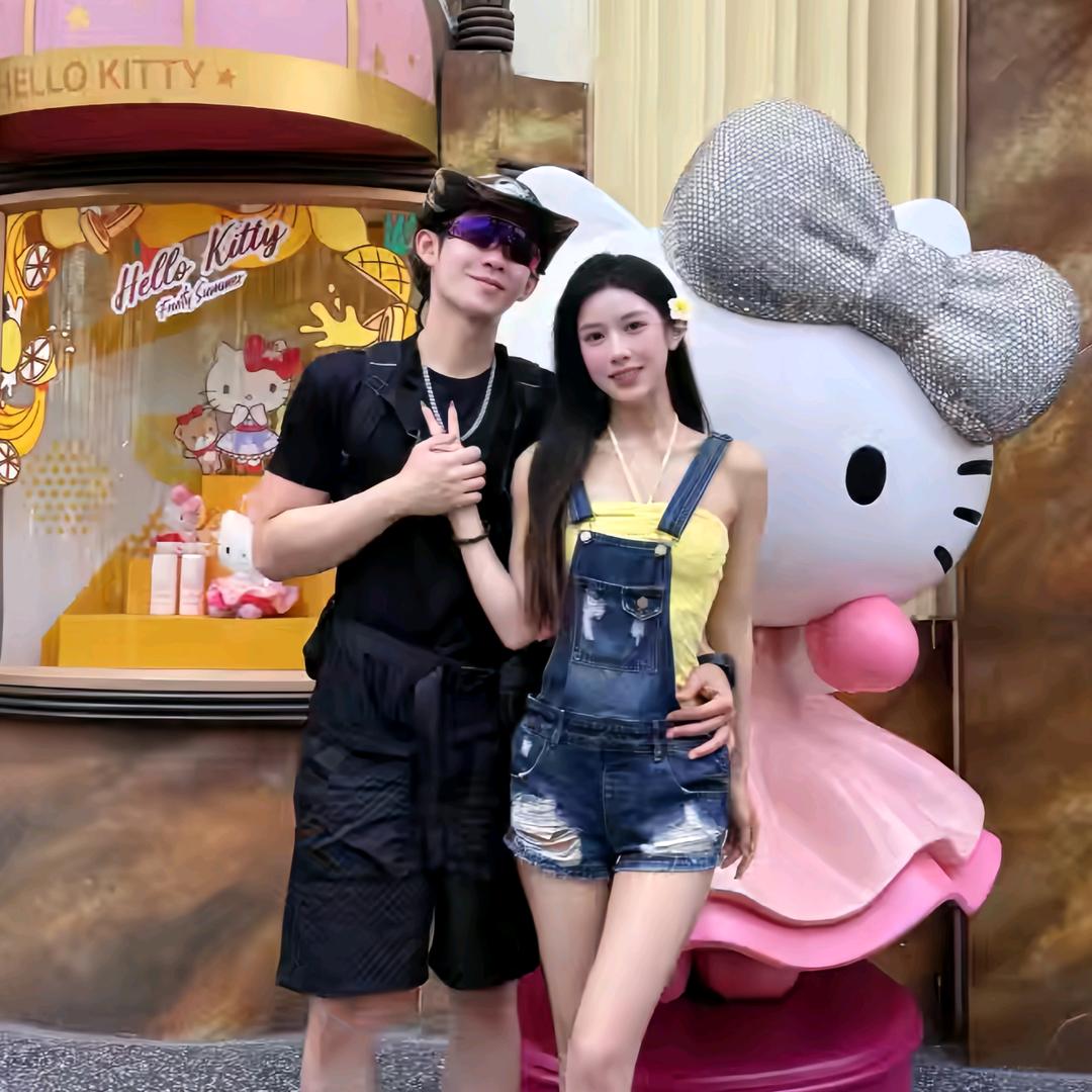 桃桃爱吃橘（🈲止连赞）