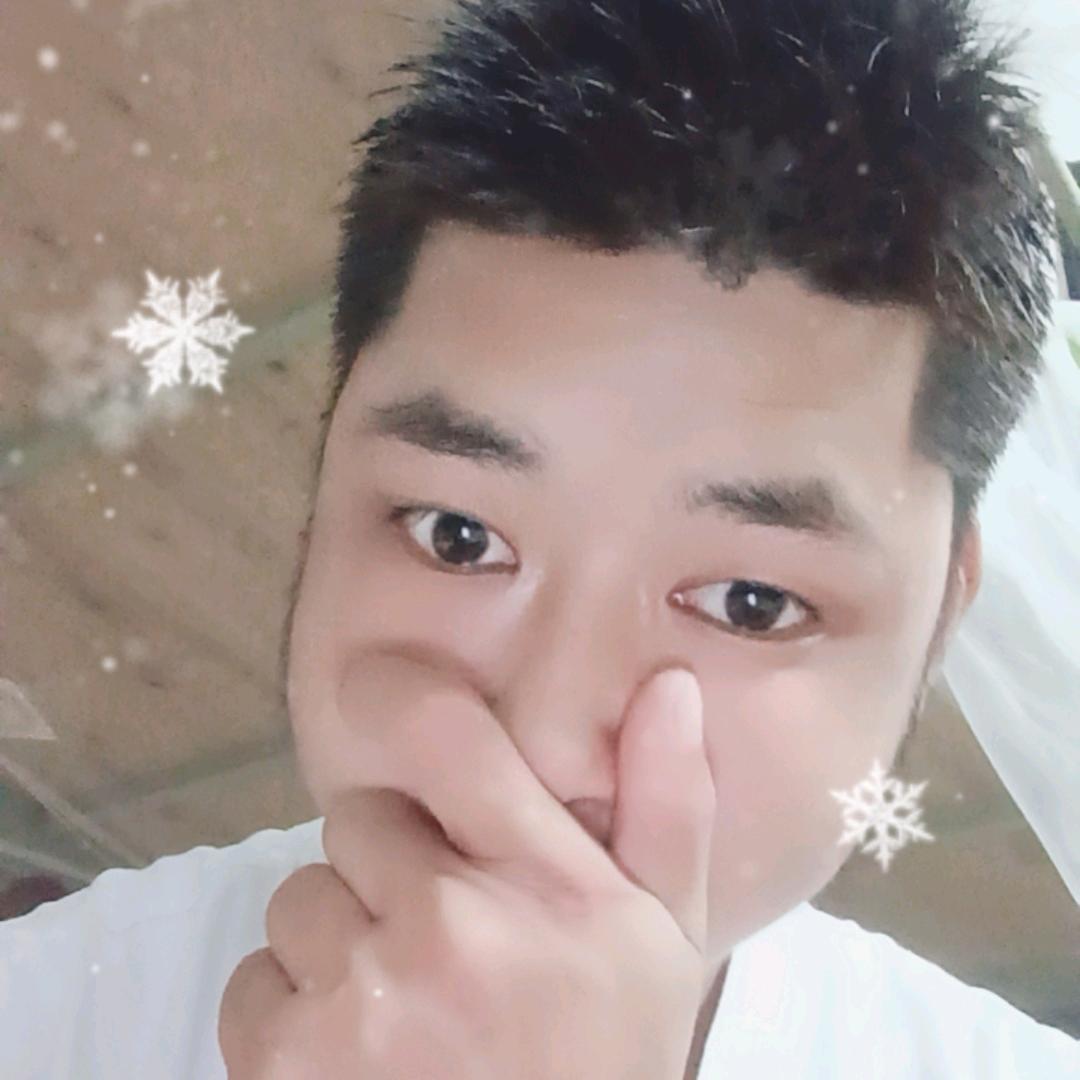 黄钟健03年❤️💋💋