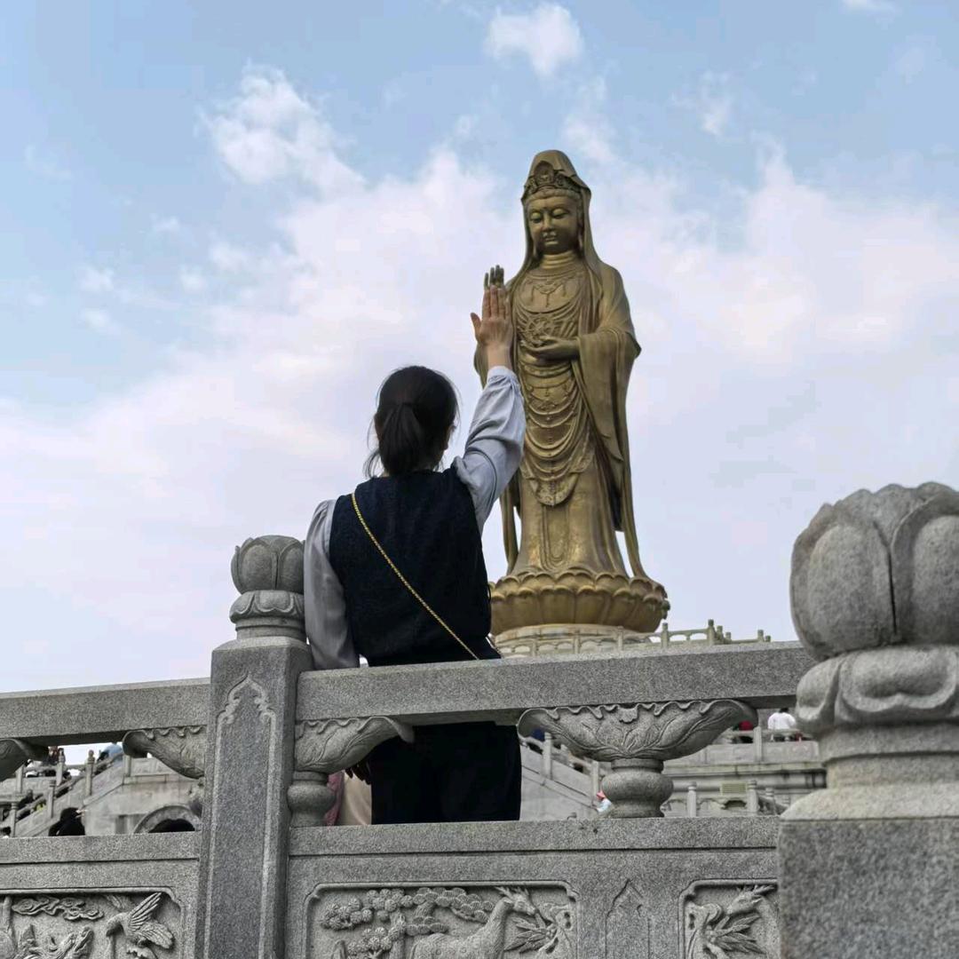 百里冰