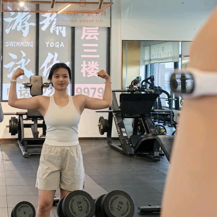 得美游泳健身俱乐部 小榆