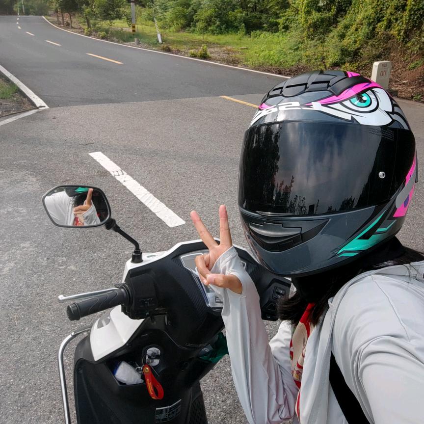 蟹蟹J