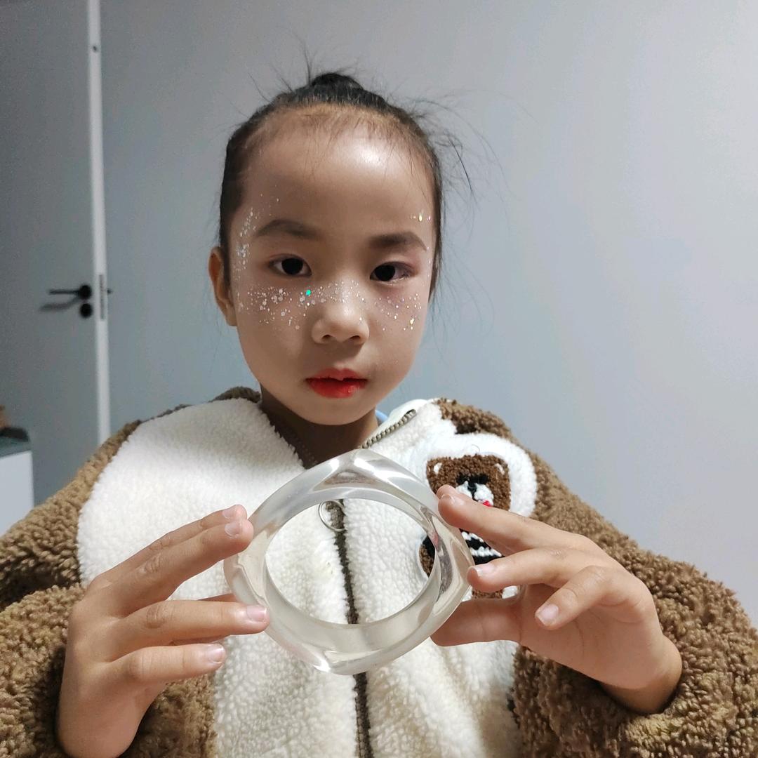 继芬婷y