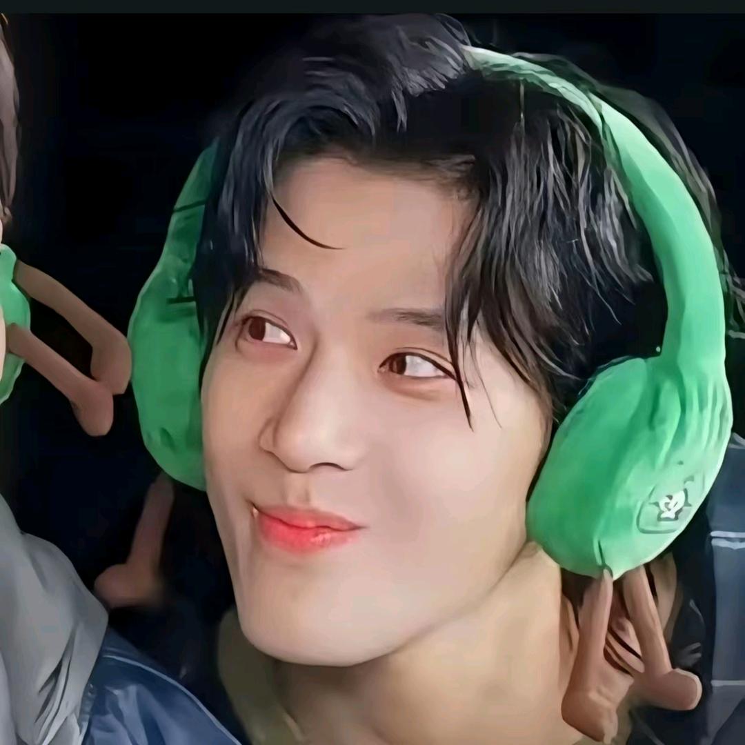 🌈云边有坨月亮