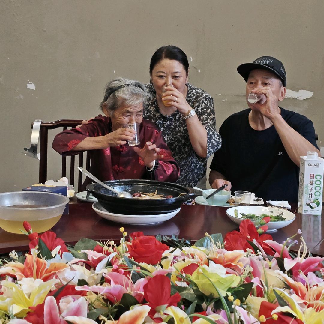欧阳琼