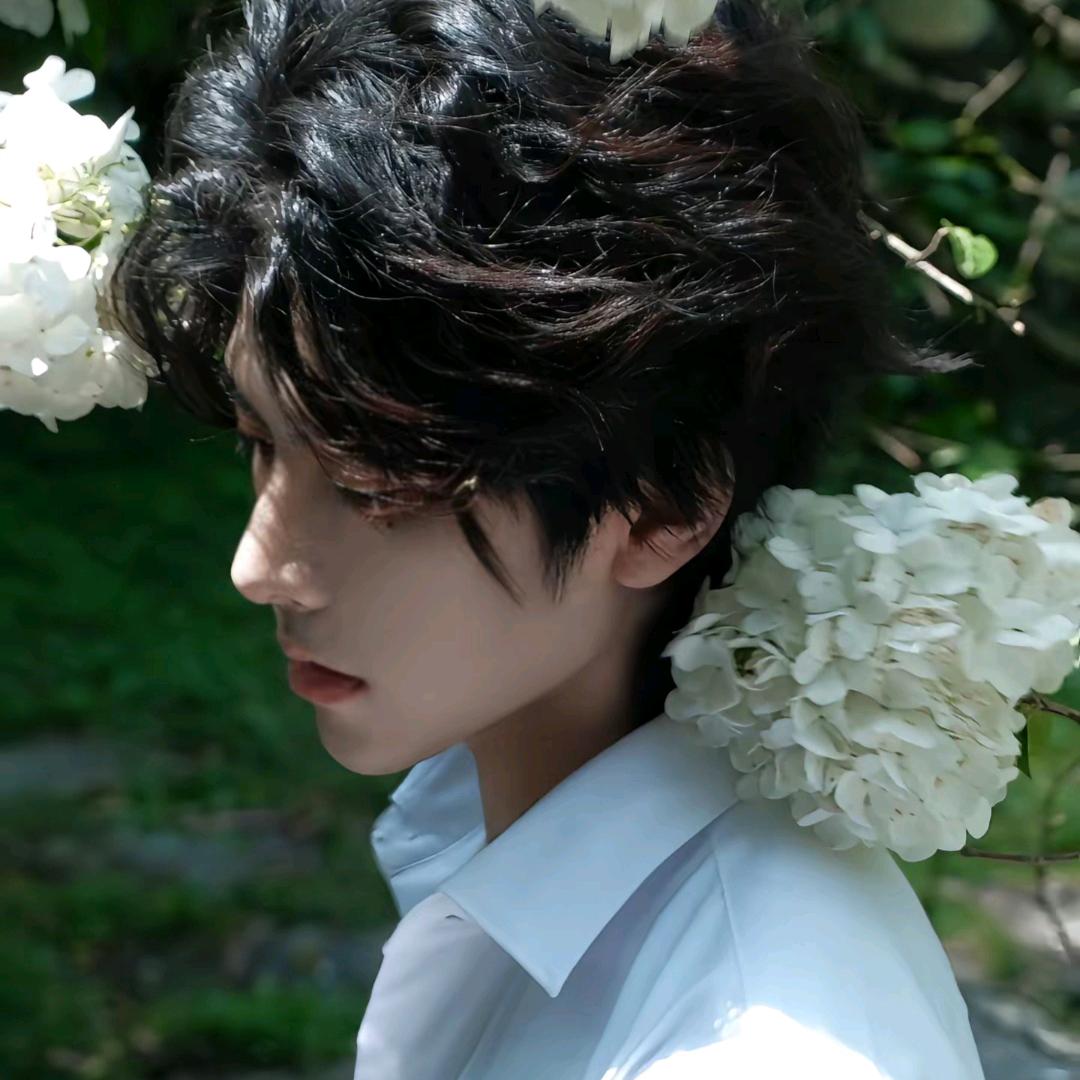 超绝无敌大帅哥