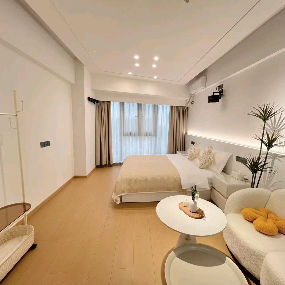 南浔白月光酒店(南浔古镇店)南浔白月光酒店(南浔古镇店)