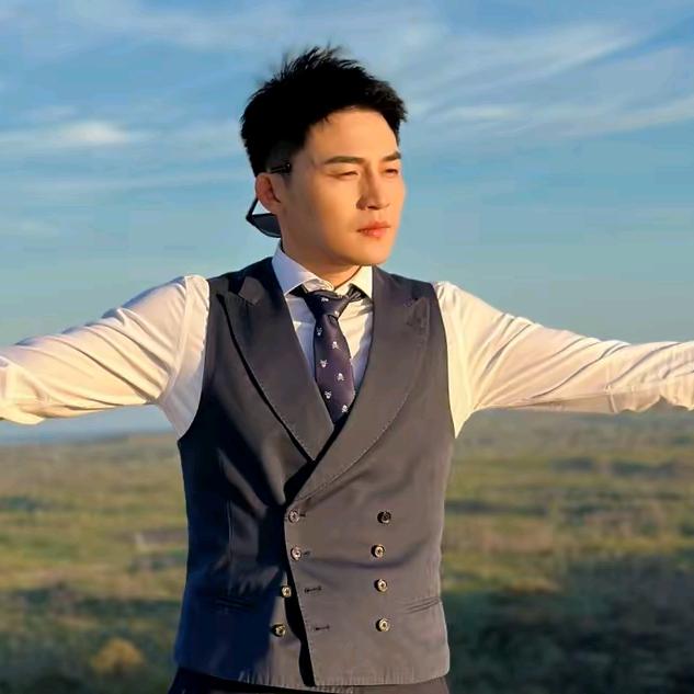 衣哥(衣选好物)