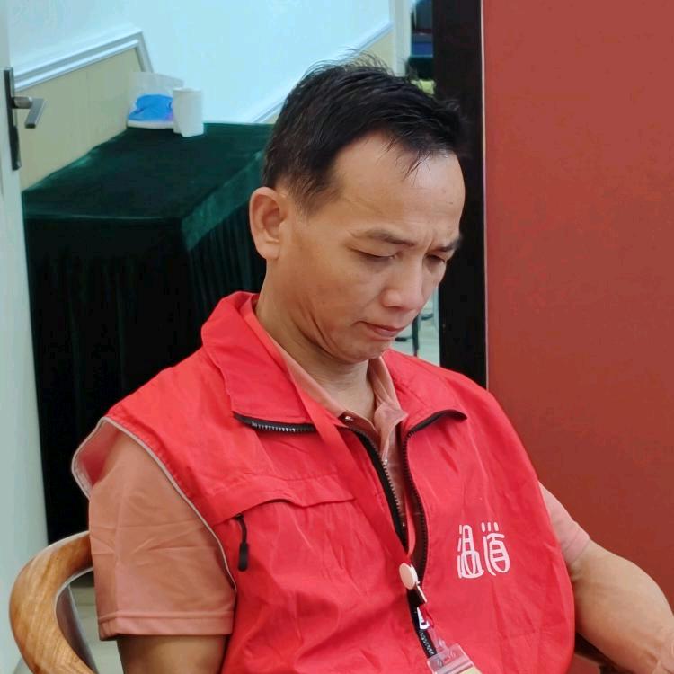 小蘇（户外手艺人）