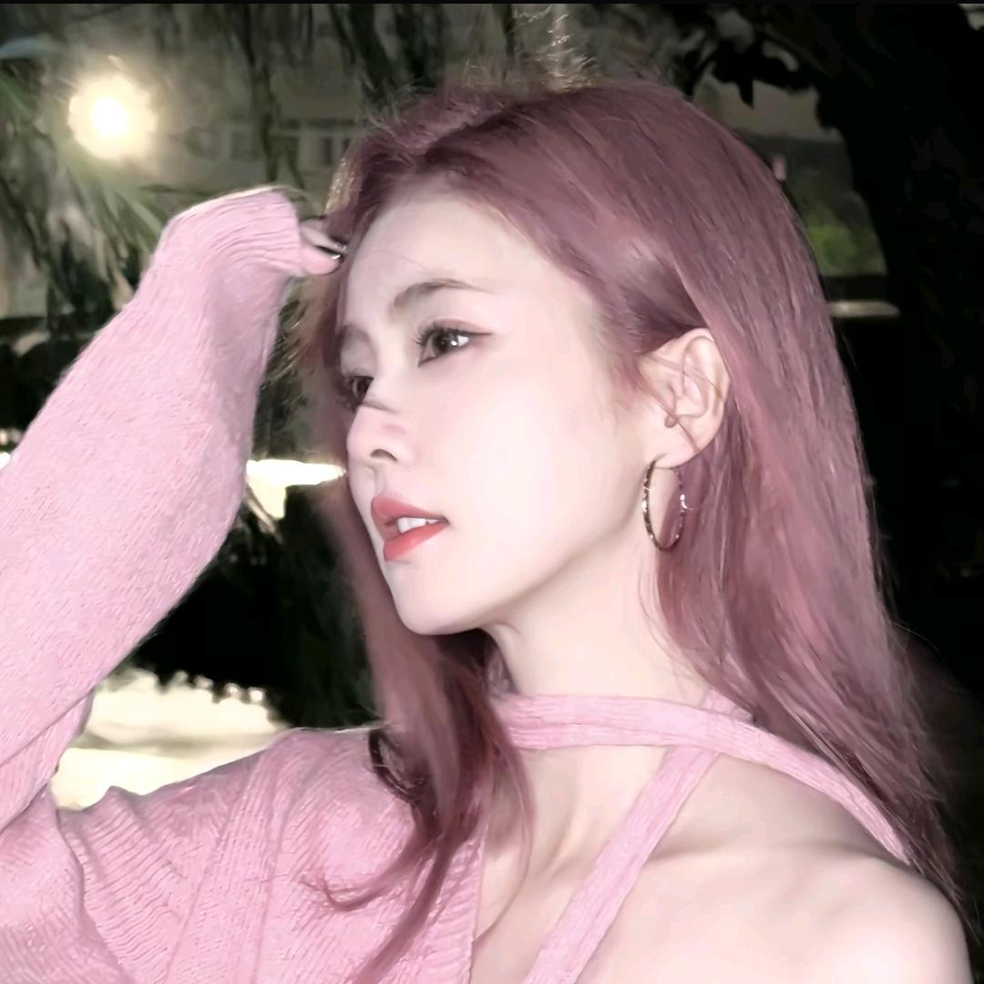 新吟(៸៸᳐⦁⩊⦁៸៸᳐ )੭