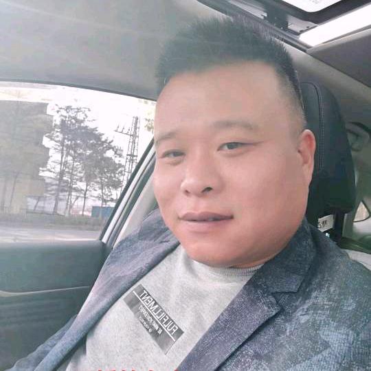 骑猪赏月看秋香
