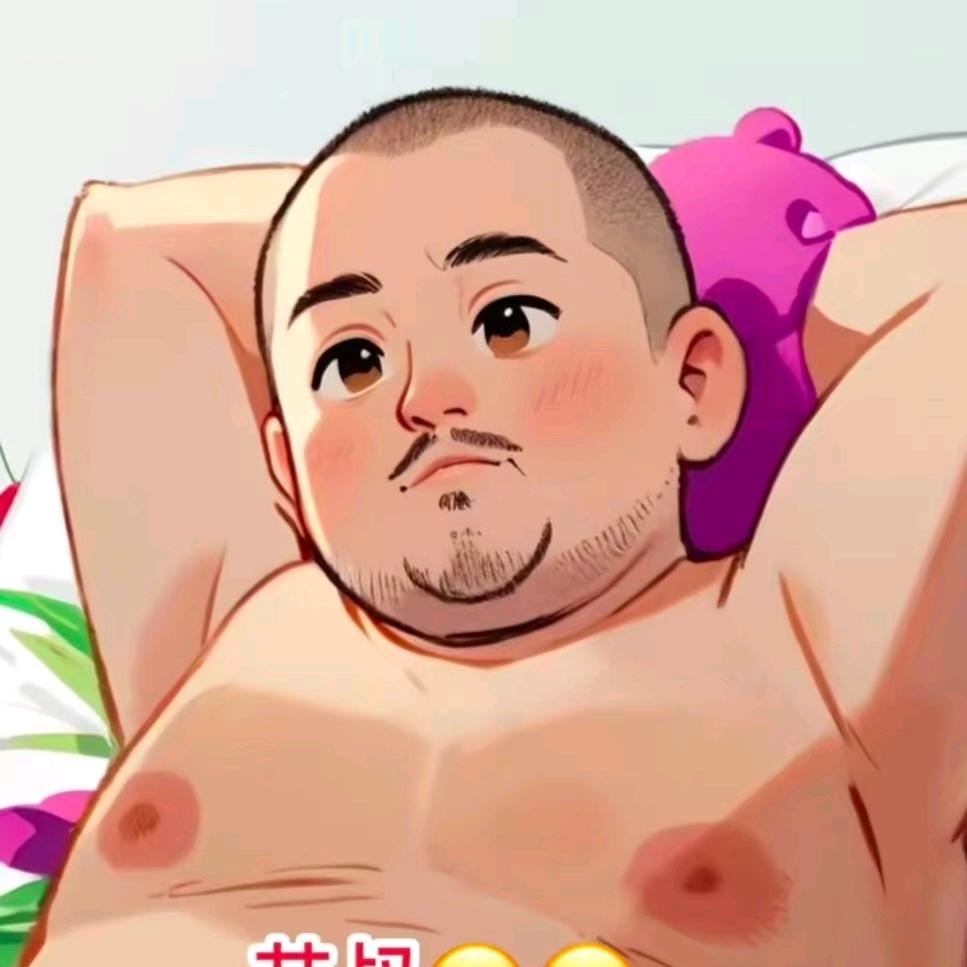 站在山顶上的男人