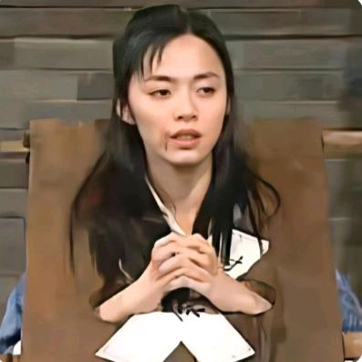 🕳️怼怼⸂⸂⸜👊⸝⸃⸃