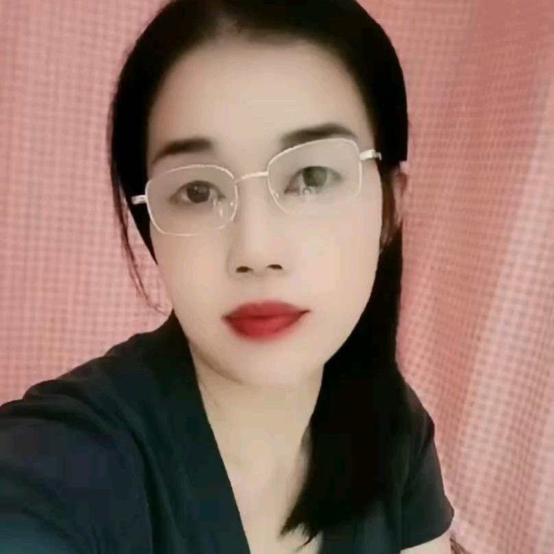 颜阿姐背麻袋流浪