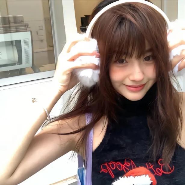 美丽勤劳的小蜜蜂