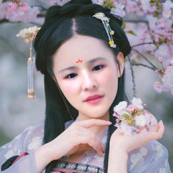 淡然🌷自若