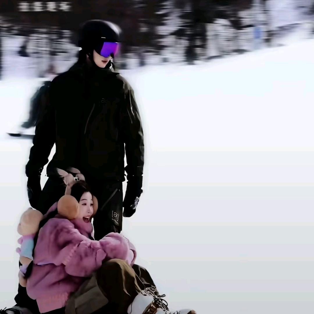 爱丽丝（发疯版）