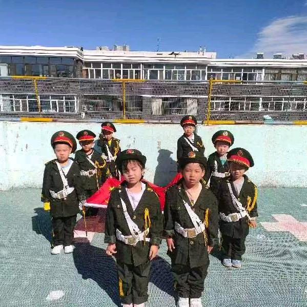 豆豆，，，，，，，，，