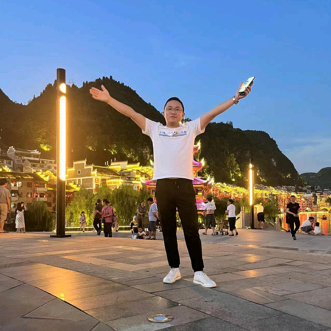 学校食堂档口林哥