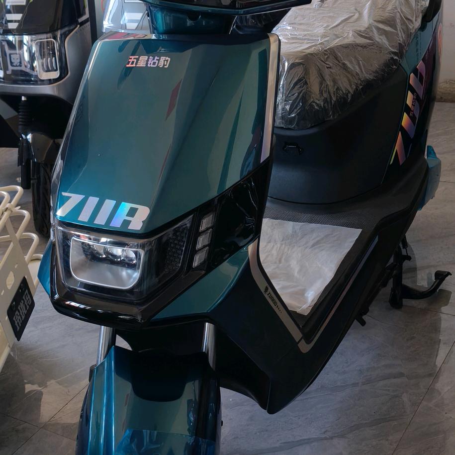 排路五里钻豹，金彭三轮车苏胜三轮车专买店