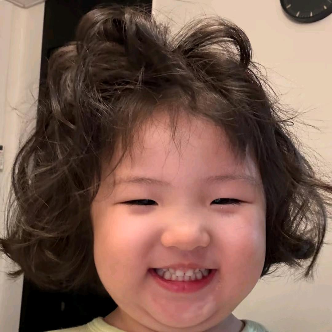 美羊羊.
