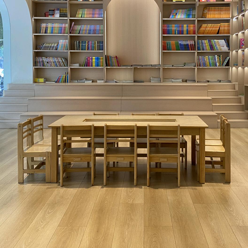 桂平市新华书店