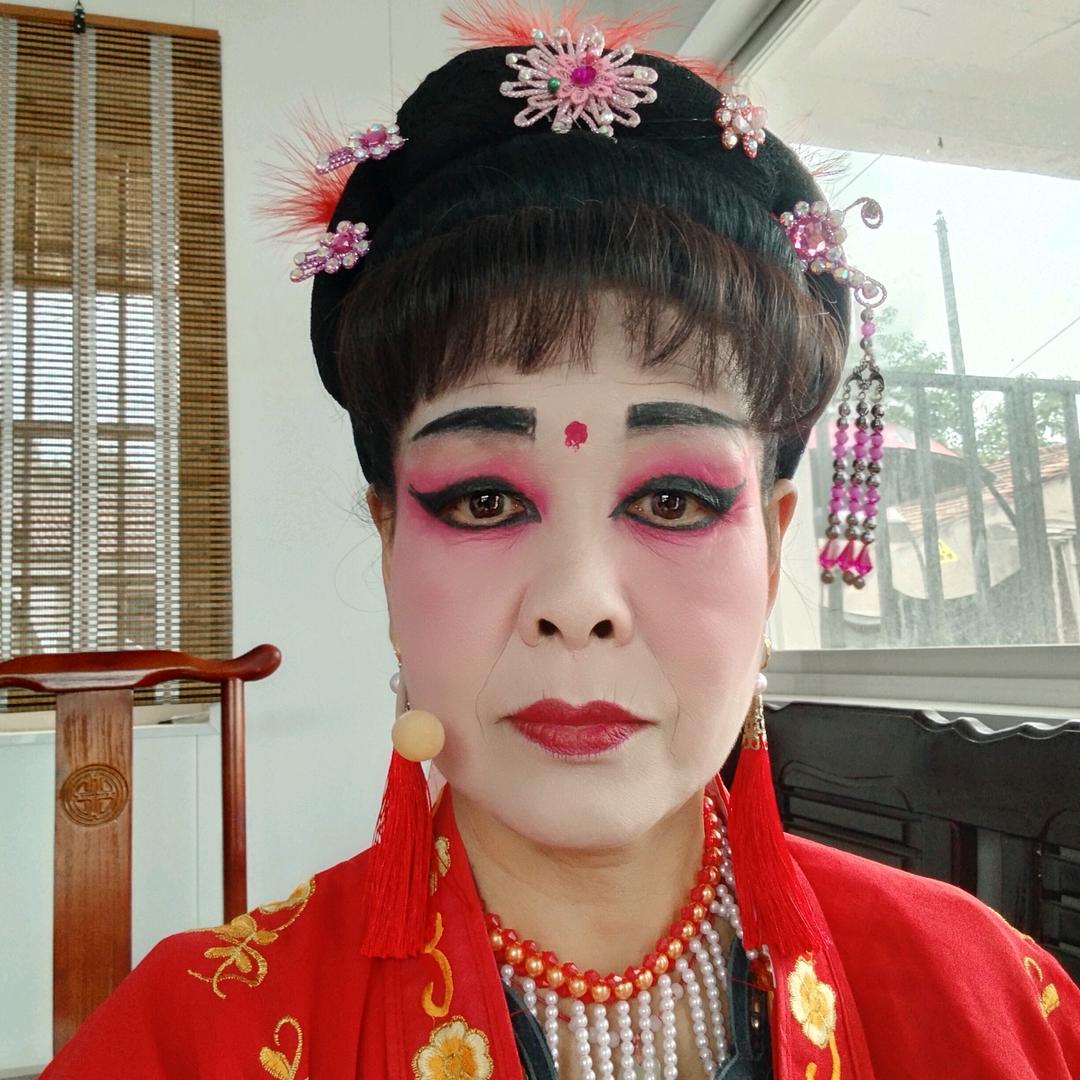 庐剧演员王四姐