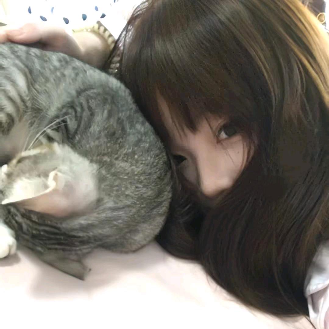 小虎牙头像