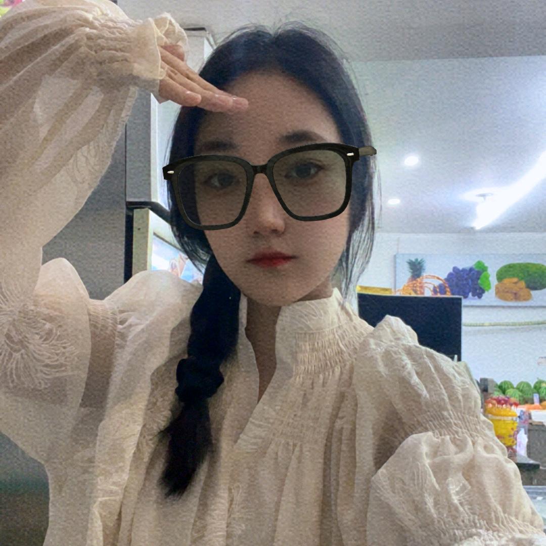 冰冰很哇塞.-♡