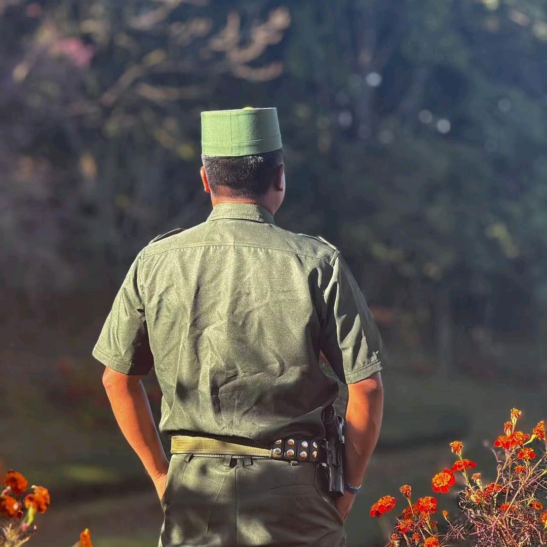 《@睡务局，局长》🇲🇲