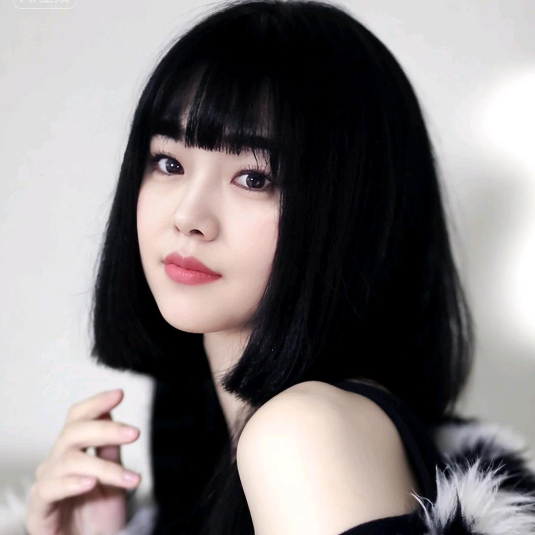 雪#真心难找骗子多，有尺量不到人的真心。