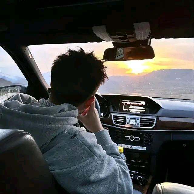 在野.