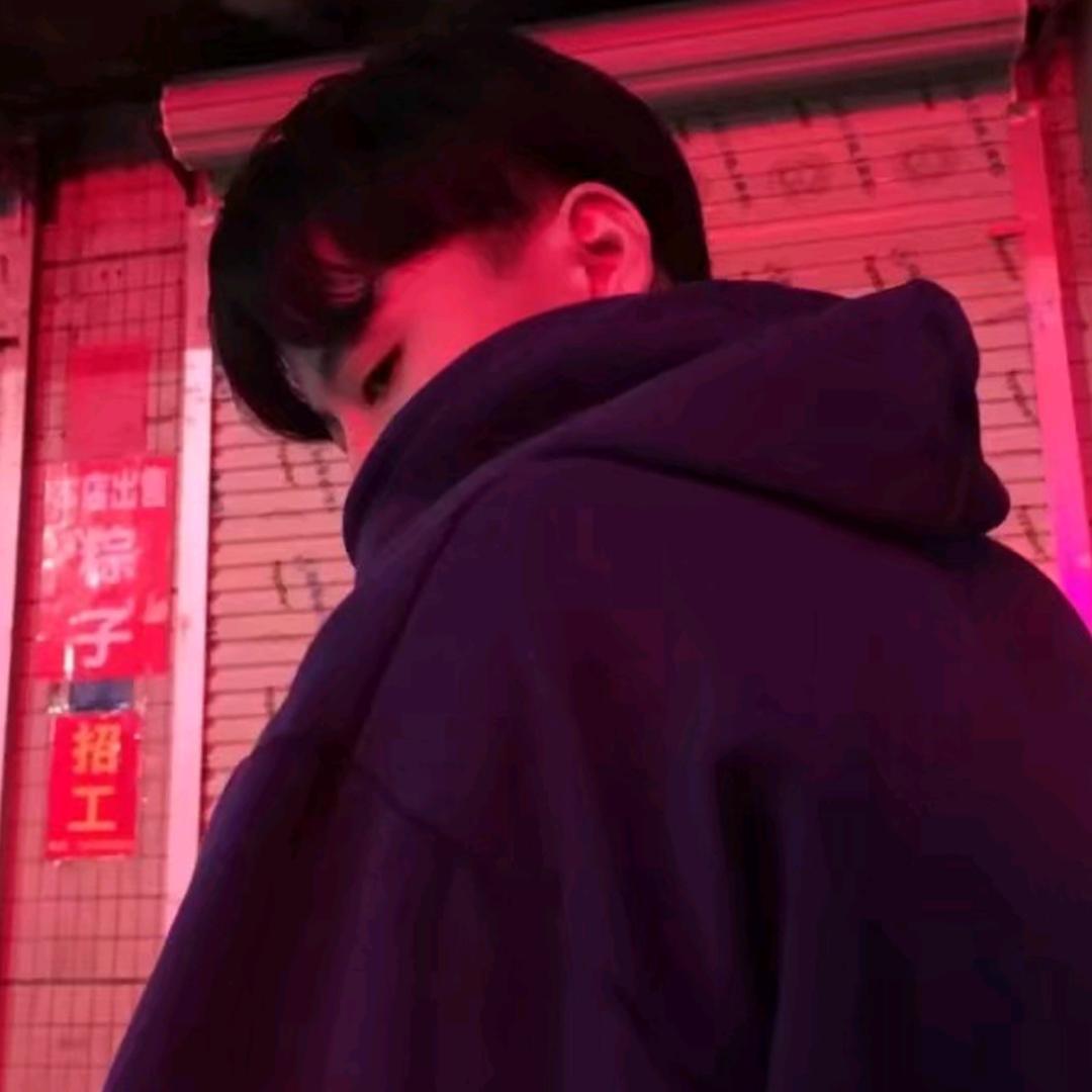 明晚要早睡！！！🪳