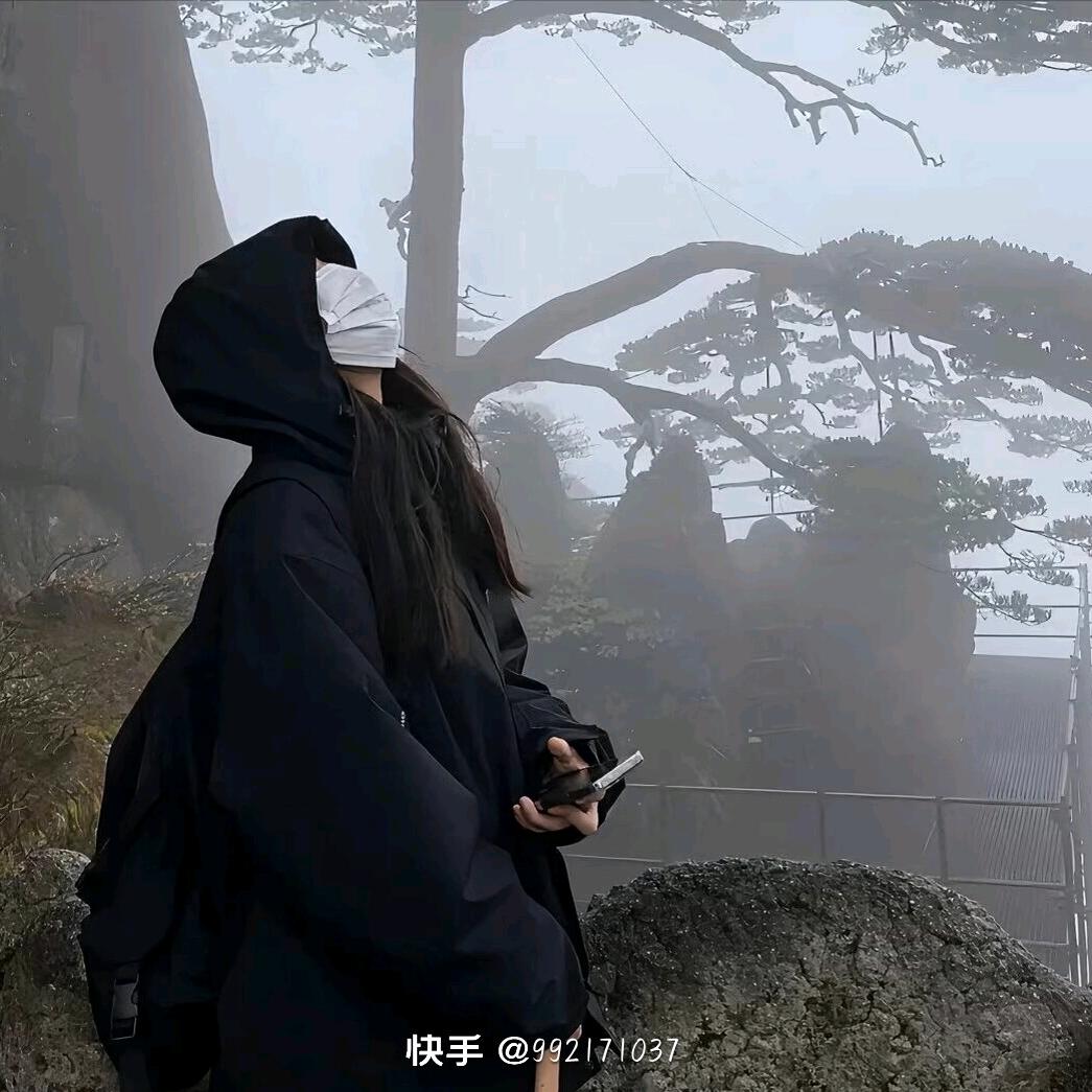 呆呆(ง •̀_•́)ง