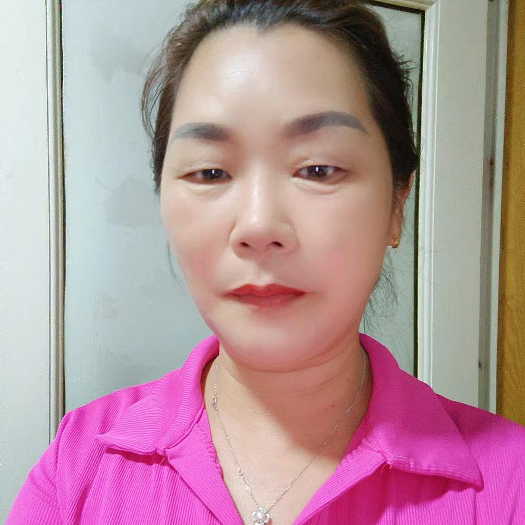 α容容知足正名金佩容有土特产，鲜肉，鱼