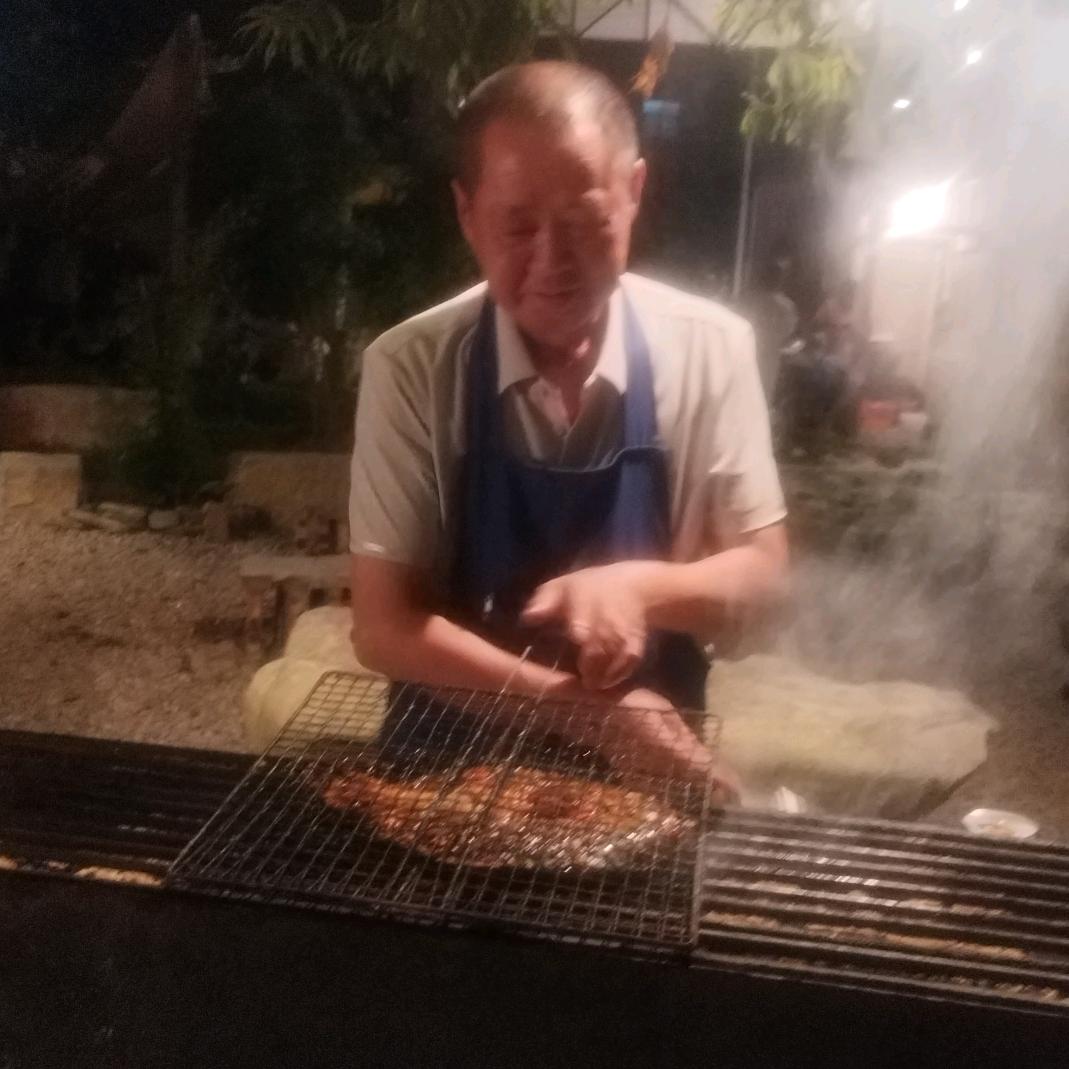 九国（幺铺岩上不止烧烤）