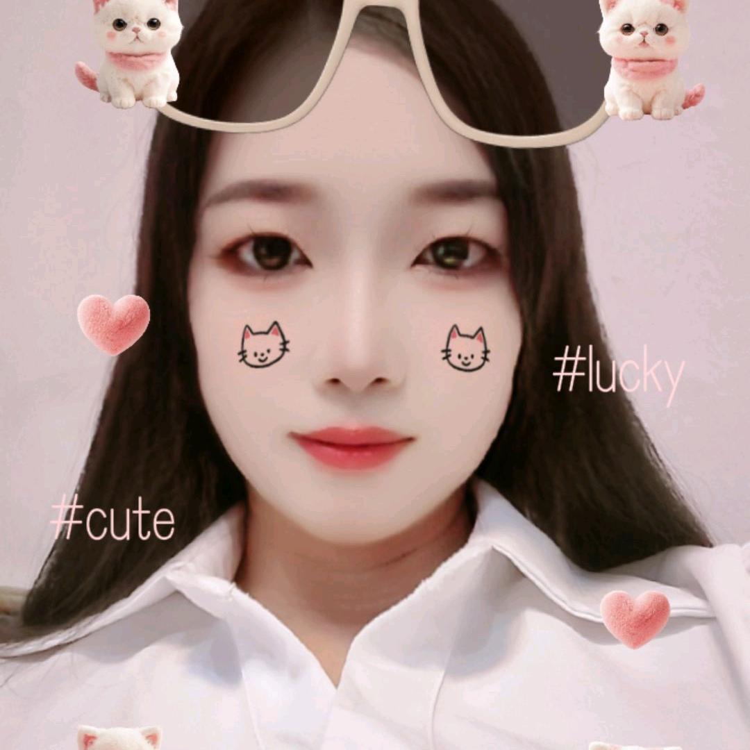 琼@
