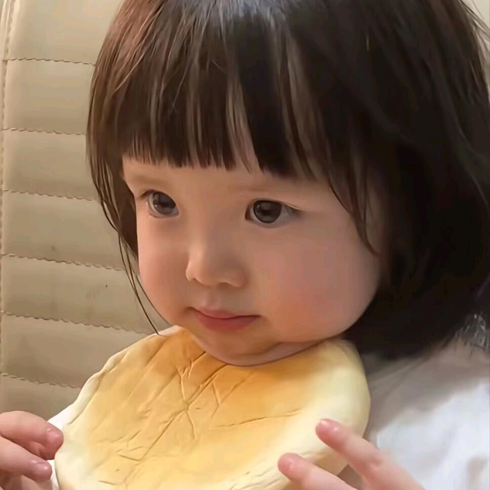 喆丽