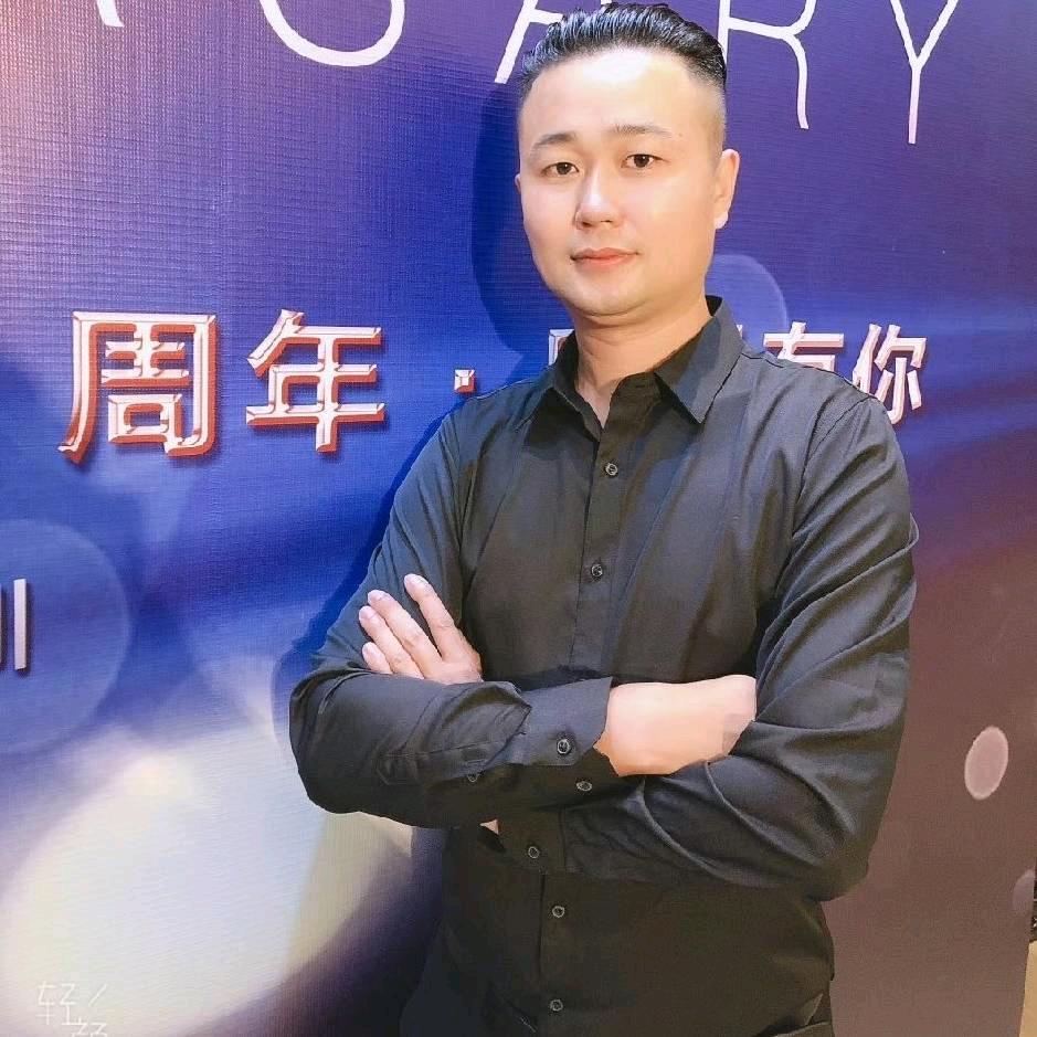 深圳霆越网约车屠生