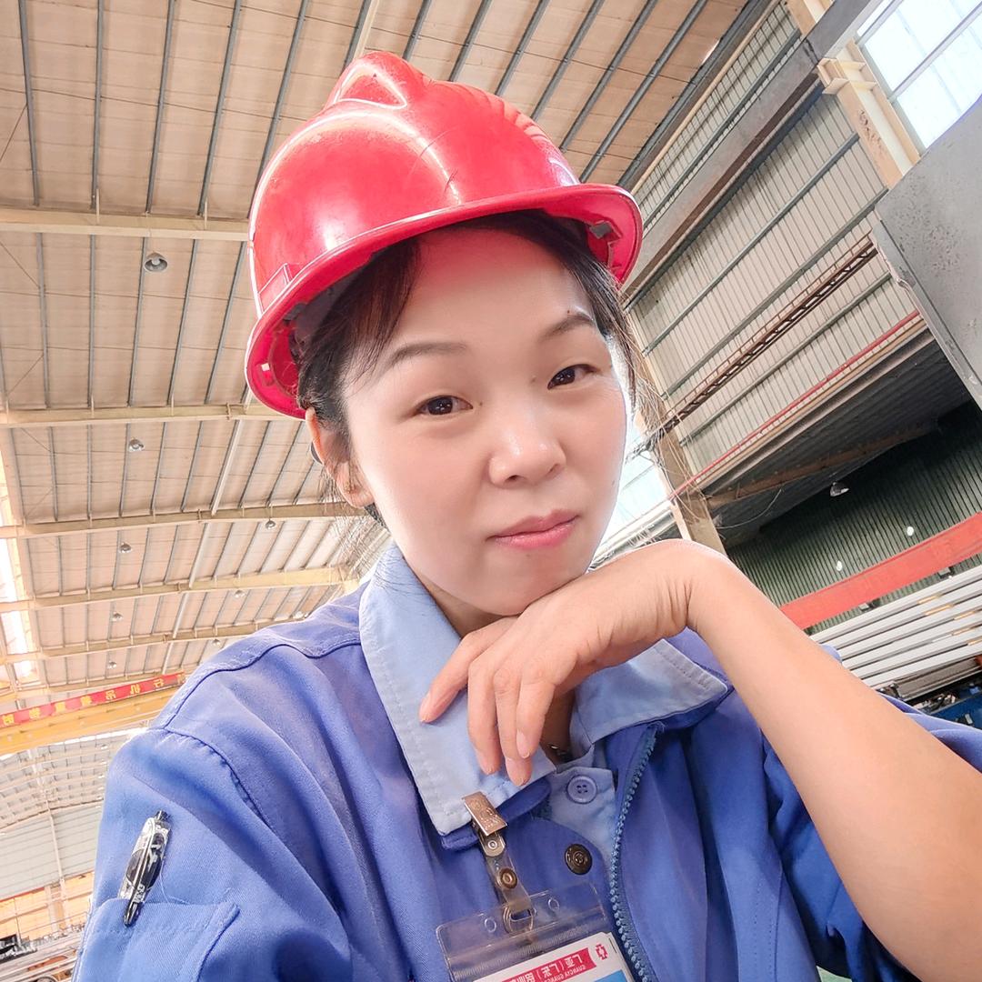 小燕子🦋👉顾👈