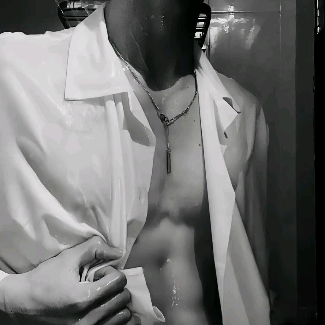 小A